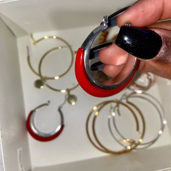 7 piece earring sets - Picture 3 of 5